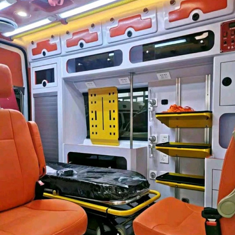 庄浪长途救护车护送病人租赁价格